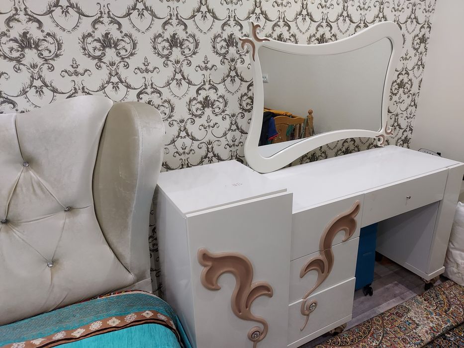 Спальня, кровать, тумба, шкаф, комод