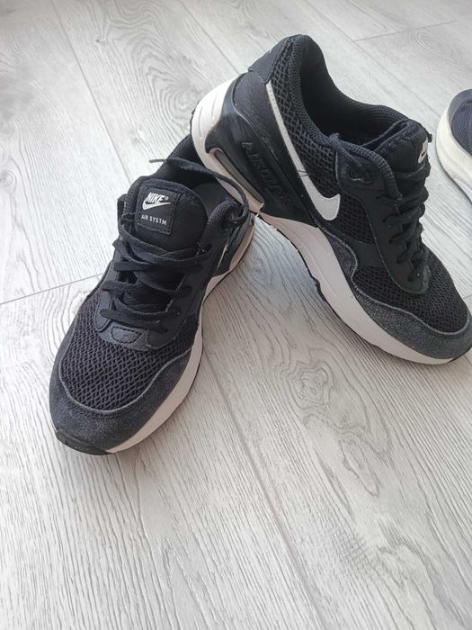 Nike Air Max SYSTM