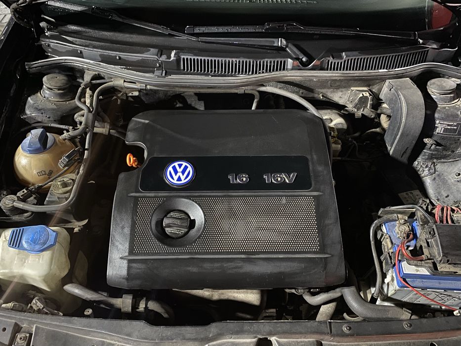 Volkswagen Golf 4 1.6 16V – 2003 – bine întreținut