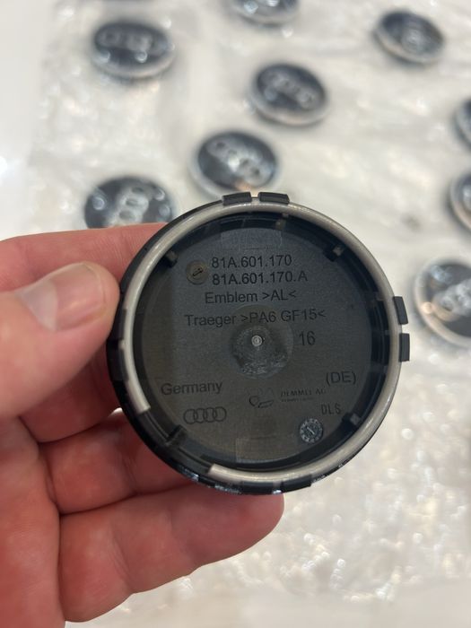 AUDI оригинални капачки к-кт от 4 бр.