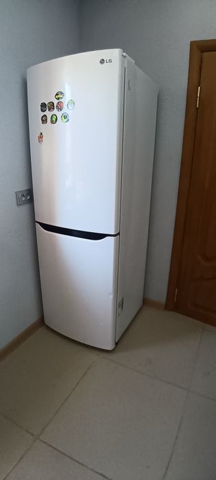 2х камерный холодильник LG