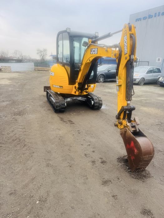 Miniexcavatoare JCB 8025