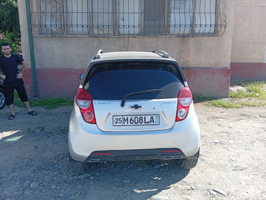 Spark 2011 yili 2000 ga