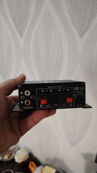 Колонки от центра