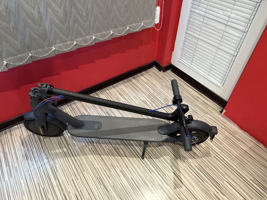 Xioami Mi Electric Scooter 3