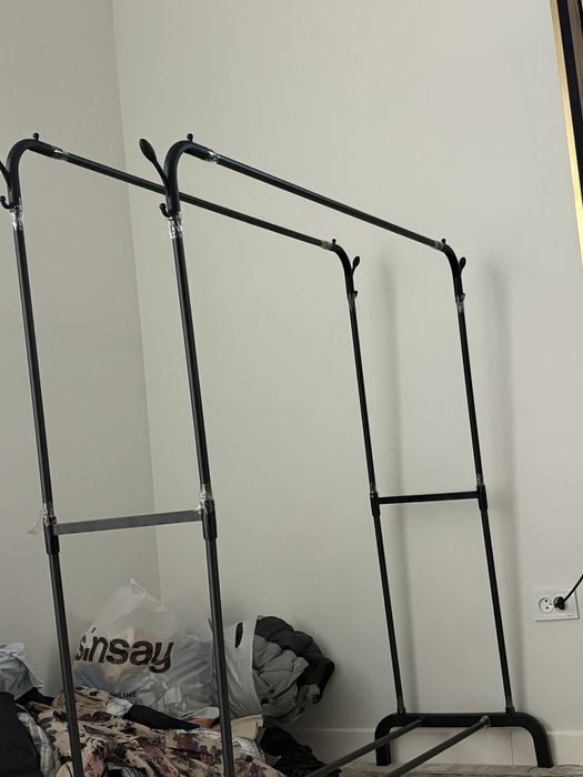 продам срочно вешалку