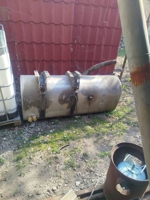 Продам бак 500 литров