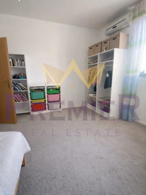 Продава се Къща в с. Близнаци, Област Варна - 146 кв.м за 1898 €/кв.м - Снимка #10