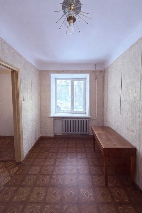 Продается 2-комнатная квартира