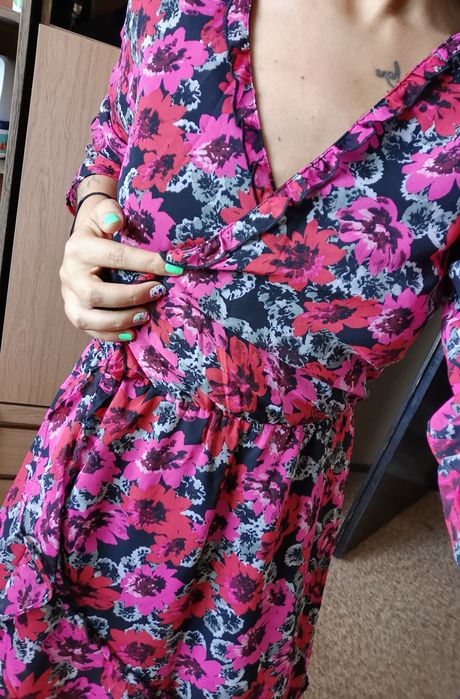 Флорална дамска рокля