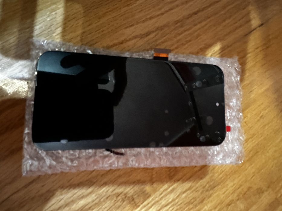 Дисплей Google Pixel 8a
