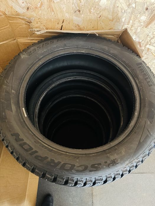 Pirelli Scorpion Ice Zero 2