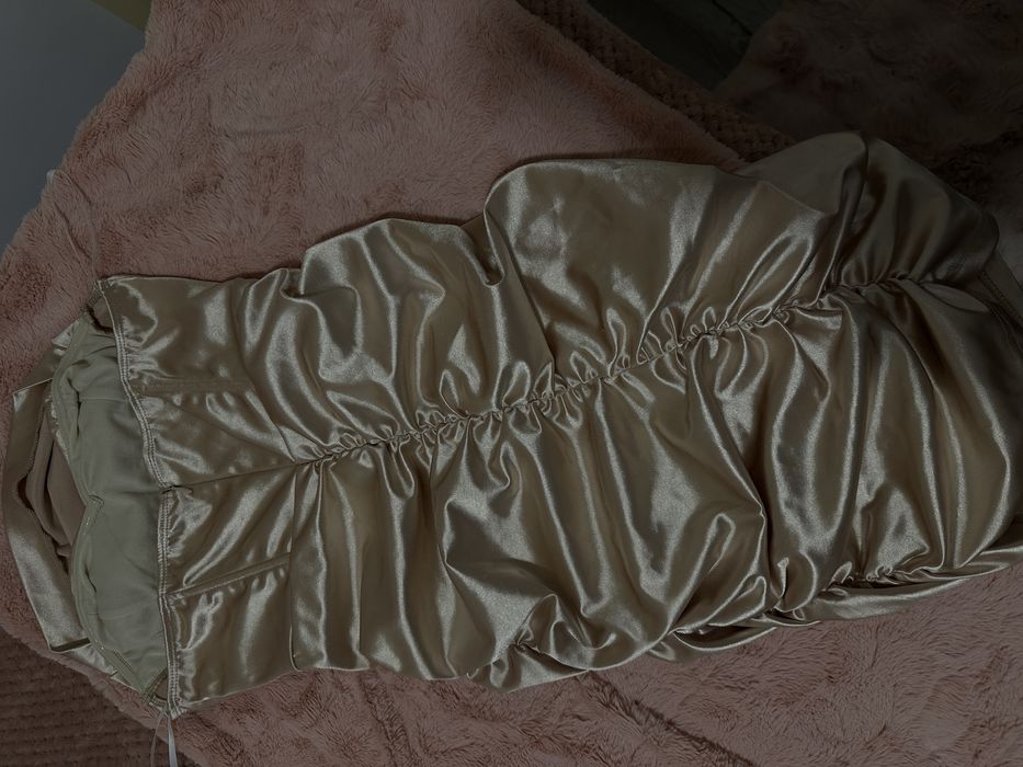 Парти рокля златиста