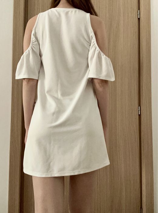 Rochie Zara alba, marimea M