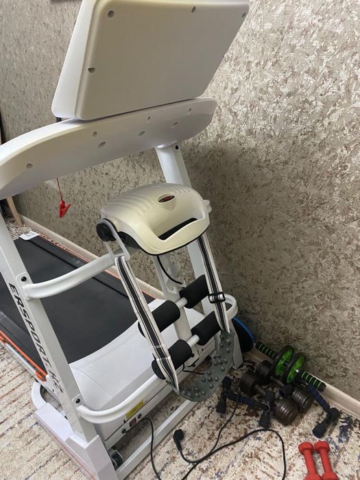 Продам беговую дорожку!