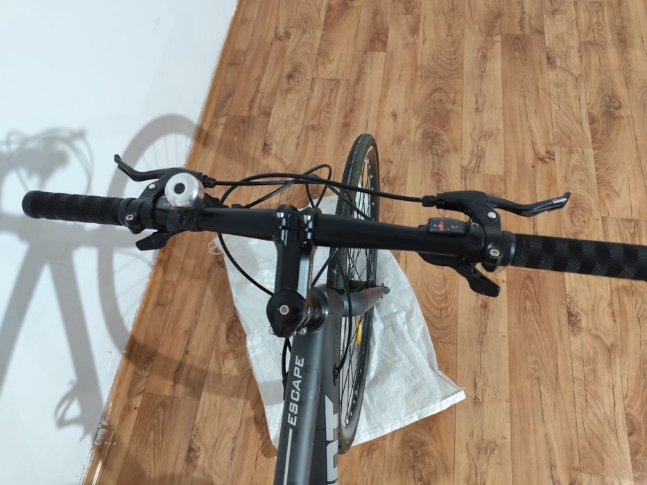 Giant escape 1, гибридный велосипед