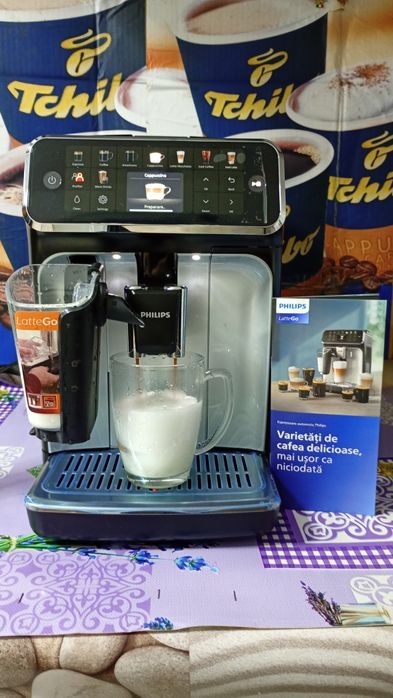 Expresor cafea Philips LatteGo 5500 câteva cafele. Cană noua!!