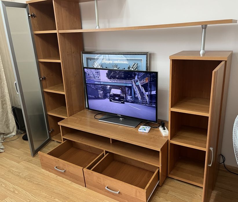Шкаф под телевизор !!!