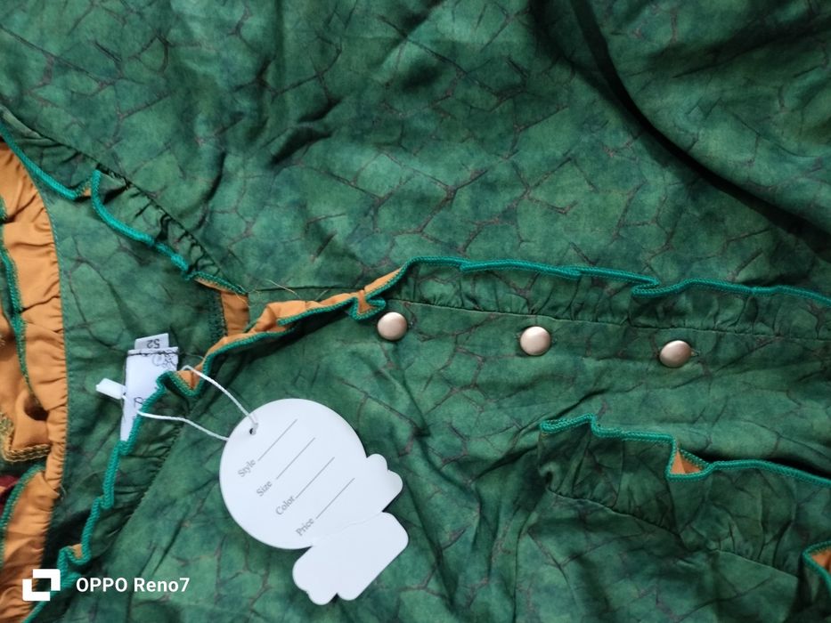 Халаттар сатылады