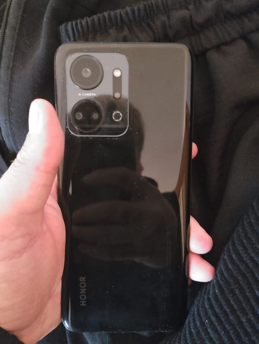 Продам телефон Honor x7a