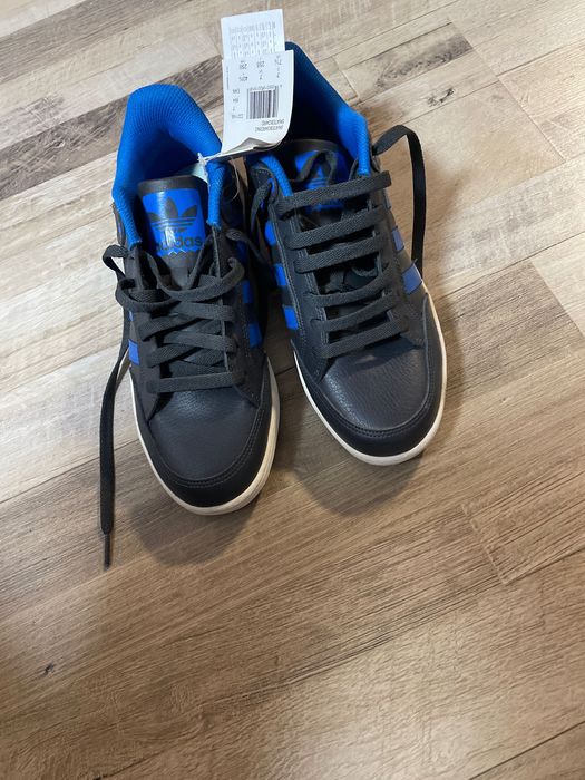 Маратонки Adidas 40 2/3