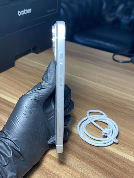 iPhone 17 Pro Max • 256 GB • Silver