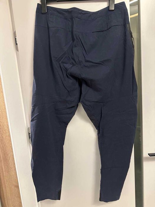 Pantaloni trening sport barbati Nike L