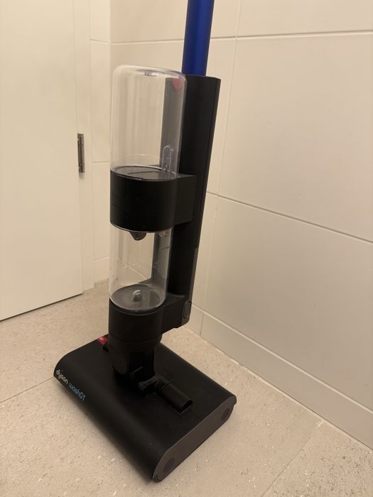 Aspirator vertical fara fir cu spalare Dyson WashG1™
