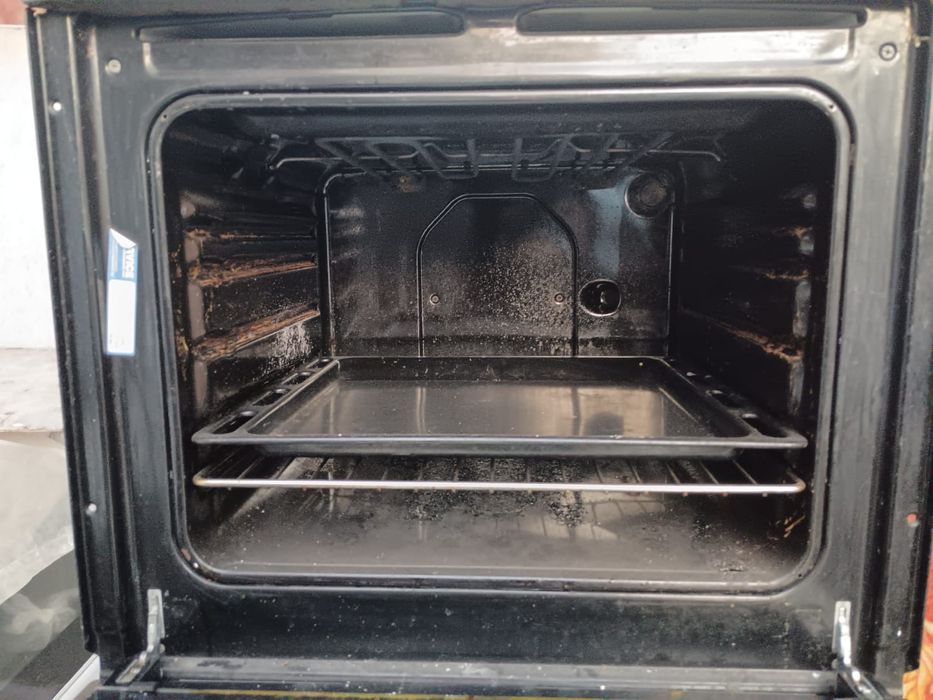 Встраиваемая Электродуховка Ariston