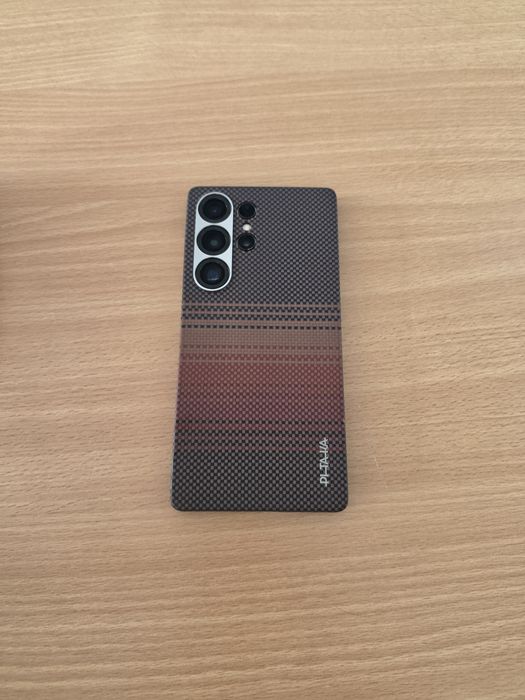 Samsung Galaxy S25 Ultra 1TB + Original Pitaka Case | Отлично състояние | Пълен комплект