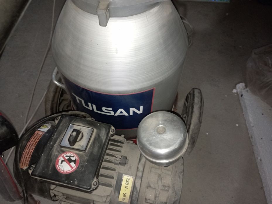 Sut sogʻish apparati sotiladi