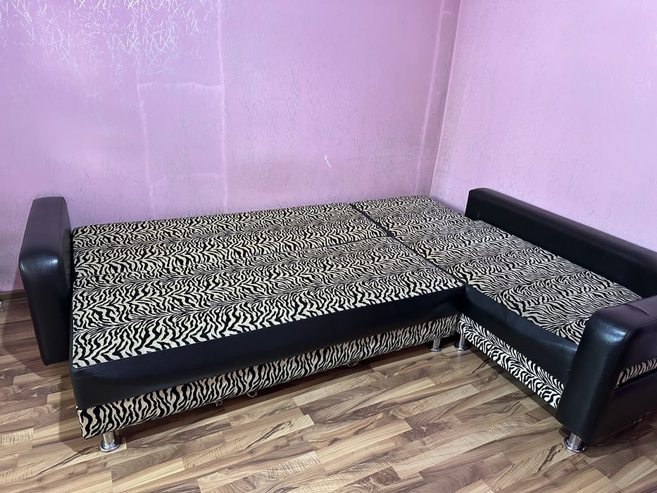 Диван раскдадной спальный