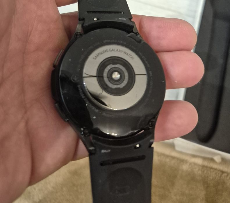 Продам новые Galaxy watch 4 classic