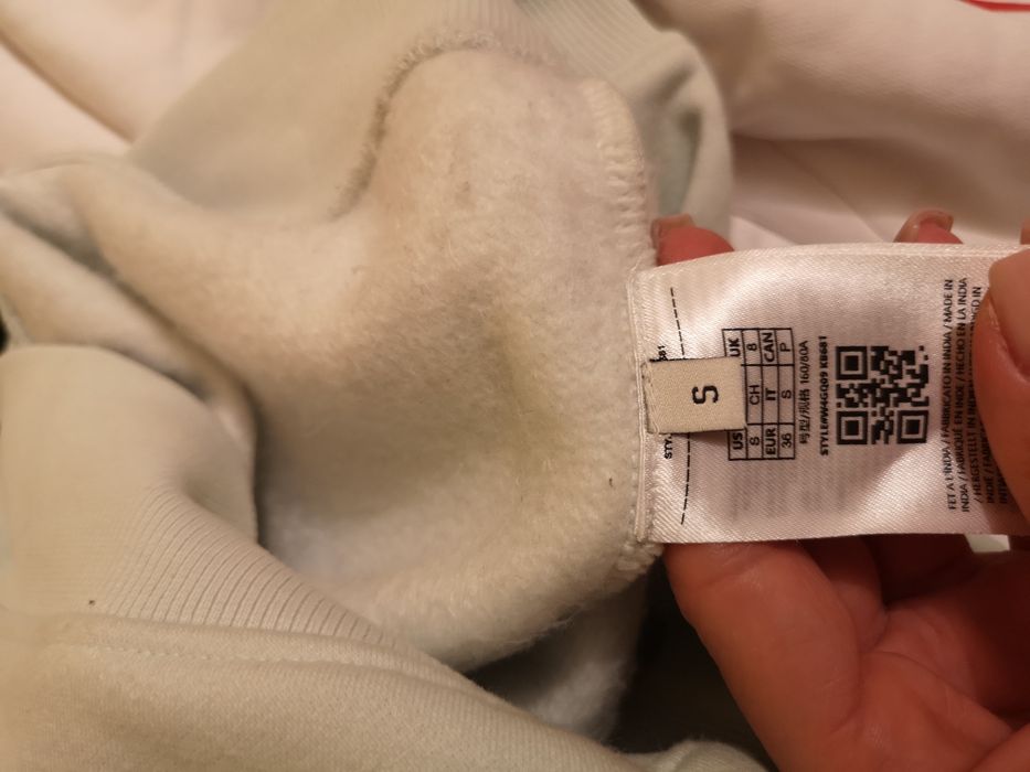 Guess суитшъри.. Puma