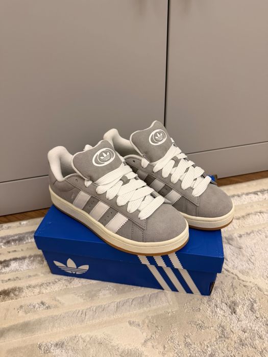 Продам кроссовки adidas campus