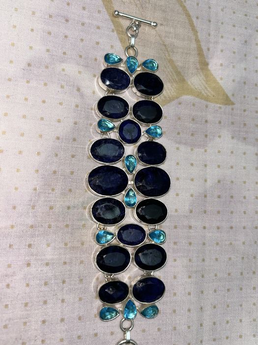 Сапфировый браслет