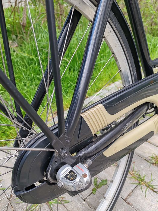 Дамски велосипед с 28-цолови колела