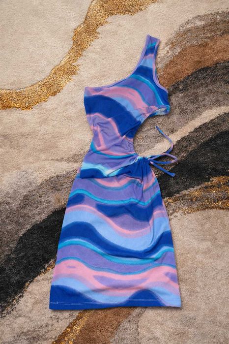 дамска рокля лятна за плаж лилаво синя с гола част от страни