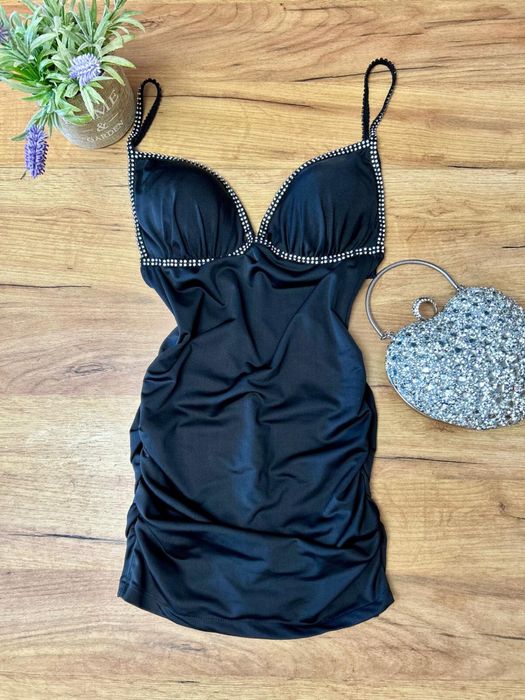 Rochie cu spatele gol, S