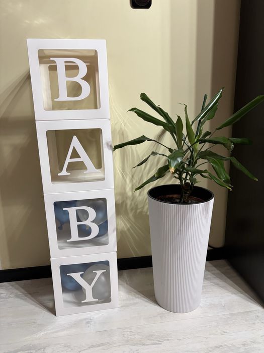 Бели Кутии за балони, украса Baby, One, Two, Three, Bride, Love