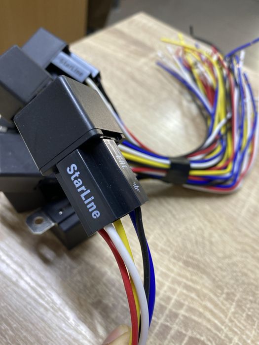 Реле автомобильное 5 контактов 30А 12V