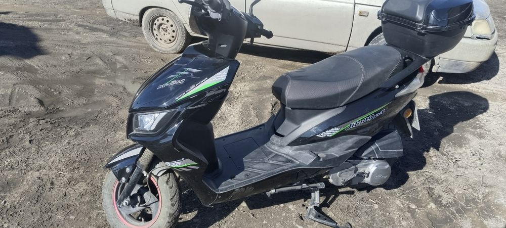 скутер м8 семей..