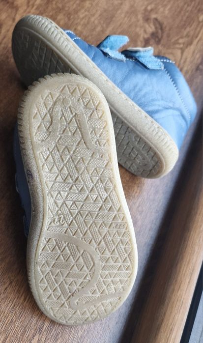 Детски кожени обувки