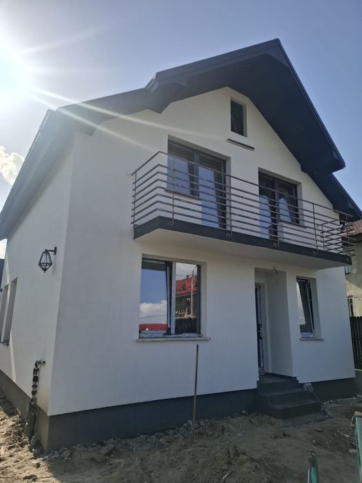 Vila de vanzare in Serbanesti