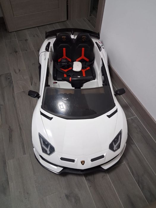 vand masinuta electrica pentru copii