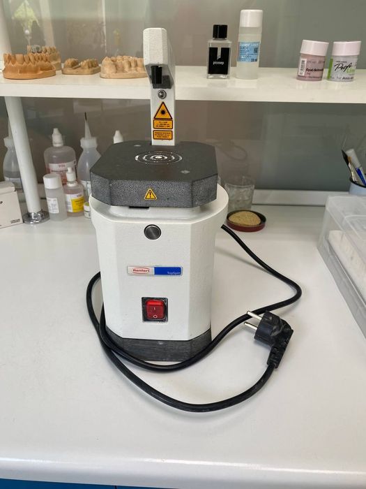 Зуботехническое оборудование