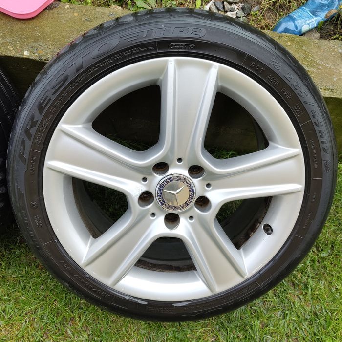 Roti / Jante Mercedes 17