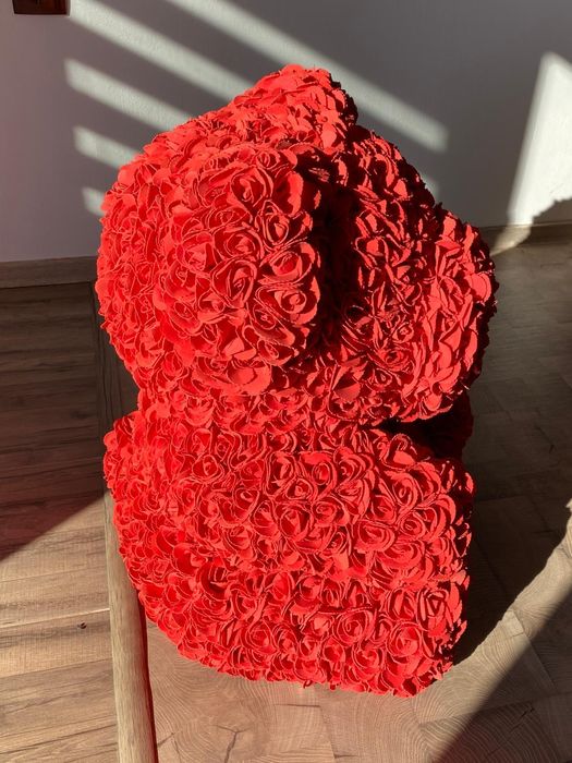 Vând ursulet mare ,din trandafiri de săpun !