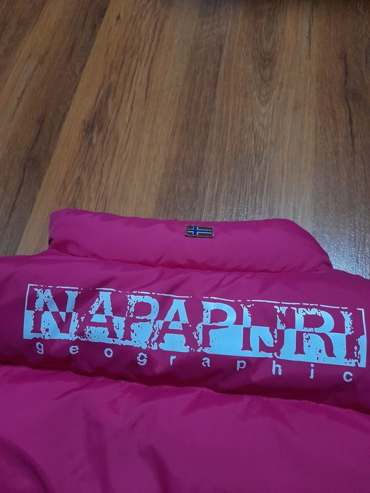 Napapijri дамски двулицев елек S размер.