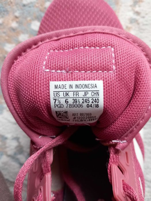 Adidasi dama 39.5 ADIDAS